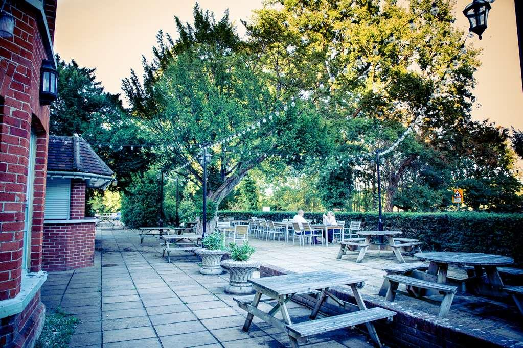 Doubletree By Hilton Reading M4 J10 Ξενοδοχείο Winnersh Εστιατόριο φωτογραφία